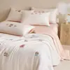Conjunto de Colcha de Verão Bordada Tencel Lenzing Classe A Quatro Peças, Colcha Fina com Sensação Fresca de Verão, Conjunto de Colcha para Ar Condicionado