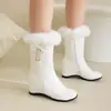 Botas de invierno nuevas con cuello de pelo hasta la mitad de la pantorrilla, dulces con lazo, cadena de perlas, botas tipo caramelo, plataforma interior, tacón de cuña, botas casuales