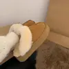 Primeiro Encontro Temporada Chinelos Peludos de Solado Grosso Feminino Roupa de Exterior 2026 Novo Outono/Inverno Slip-on Sapatos Birkenstock Plus Veludo Botas de Neve