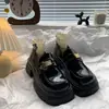 Zapatos de Cuero Gruesos de Estilo Retro Británico Versátiles para Mujer, Zapatos Casuales sin Cordones para Faldas, Planos de Tacón Grueso, Nuevo Modelo Primavera 2025