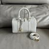 Bolsa de couro de vaca trançada Boston Pillow Bag 2024 outono e inverno nova bolsa de ombro mensageiro de moda artesanal