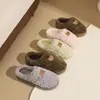 Novas Pantufas de Algodão Peludo Outono/Inverno 2026 para Mulheres, Sola Grossa EVA Antiderrapante Quente para Casa Interno Pantufas Peludas de Casal