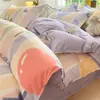 Juego de Cama de Algodón Cepillado Simple Clase A de Cuatro Piezas Funda de Edredón para Dormitorio de Estudiantes Juego de Tres Piezas de Sábanas Funda de Edredón de Algodón Lavado Al Por Mayor