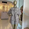 Ropa Femenina Transfronteriza Europea y Americana 2026 Verano Nueva Tendencia de Moda Conjunto de Camisa Rayada Holgada con Solapa y Shorts de Cintura Alta