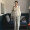 Oferta por tiempo limitado 50% de descuentoNo se aceptan devoluciones ni cambios por problemas que no sean de calidad. Camisa Fina de Manga Larga de Tencel en Stock para Mujer