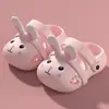 Sapatos de Coelho de Buraco Desenho Animado Anti-Queda Protetor de Dedos Pai-Filho Eva Peça Única Antiderrapante Sola Macia Chinelos para Casa e Exterior