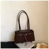 2026 Bolsa de Ombro Retro Transfronteiriça Feminina Popular Fashionável Texturizada Bolsa de Ombro Único Bolsa de Trabalho Bolsa de Mão