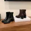 Versão em Couro de Vaca ~ Botas Simples e Fashion para Mulheres, Design de Nicho, Versátil, Botas de Salto Grosso Retrô Simples, Botas Curtas de Couro Genuíno para Mulheres