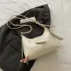 Bolsa de Hombro para Mujer de Color Sólido de Moda Verano 2025 Bolso de Hombro Simple Elegante Bolso de Mano de Hombro Único Bolso Dumpling