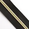 Fabricante Personaliza Cremalleras con Certificación Europea para Bolsos y Ropa, Cremalleras Color Oro Rosa de Siete Tonos, Cremalleras de Nylon Galvanizado Talla 3 y Talla 5