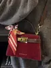 Bolso de Mano y Bolso Cruzado Texturizado Retro de Moda 2025 Invierno Nueva Moda Casual de Hombro Cruzado Pequeño Cuadrado