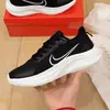 Tamanho 41.42 Achado Imperdível! Tênis de Treino Preto Modelo Novo 2026, Tênis Esportivo Amortecido, Tênis de Corrida Leve e Respirável para Outono