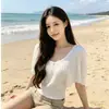 Camiseta de Manga Corta de Seda Helada con Pliegues Super Elegante para Mujer, Nueva Moda de Verano, Ceñida a la Cintura, Corte Ajustado, Top de Punto Versátil