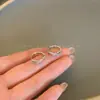 Pendientes Únicos de Zirconia Tachuelas para Oreja Diseño de Nicho Femenino Pendientes de Alta Calidad Estilo Frío Pendientes Elegantes Nuevo Aro Pequeño para Oreja