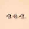 Hebilla de plata de Xizang colgante de collar hecho a mano diy aleación tendencia retro joyería cuerda de pulsera agujero para colgar cuentas de plata antiguas venta al por mayor