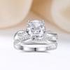 Anillo Doble Mobius de Diamante de Alto Carbono Flash de 2 Quilates Plata de Ley Brazo de Torsión de Cuatro Garras Anillo de Lujo Ligero Europeo y Americano para Mujer Venta al por Mayor Transfronteriza
