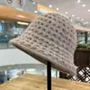 Chapéu de Pescador Vazado de Dupla Face Novo Estilo para Mulheres, Chapéu de Sol Quente à Prova de Vento para Outono e Inverno, Chapéu de Sol Bucket Versátil para Passeios