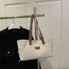 Tecido Composto Outono e Inverno Novo Estilo 2025 Moda Tendência Casual Grande Capacidade Feminina Estilo Preguiçoso Bolsa Tote Bolsa de Ombro