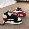 Zapatillas de caña alta con bloques de color negro y rojo para mujer, Versátiles y de moda, Nuevos mocasines casuales deportivos de nicho, Primavera y Otoño 2025