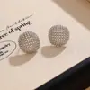 Pendientes Mismo Estilo de Doudou Zhang Yuer, Pendientes de Metal, Adecuados para Pendientes de Invierno para Mujer, Gama Alta, Lujo Accesible y Elegantes