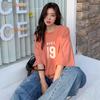 2022 Verano Nuevo Estilo Coreano Simple Estampado de Letras Cuello Redondo Estilo BF Talla Grande Suelta Camiseta de Manga Corta Top de Moda para Mujer