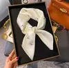 2025 Bolsa Amarrada no Pescoço Estilo Versátil 70 Modelos Feminino Novo Lenço de Seda Lenço Quadrado Primavera Outono Estilo Coreano Proteção Moda Lenço de Pescoço Lenço Retrô