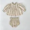 Conjunto de Roupas para Bebês e Crianças Pequenas Primavera e Outono Novo Estiloso Fofo Floral Manga Longa Top Boneca + Shorts de PP Conjunto de 2 Peças