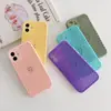 Funda refrigerante para teléfono adecuada para Apple 15promax 13 panal 14 transpirable hueca iphone112Funda protectora de TPU