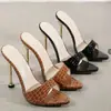 2021 Nuevas Sandalias de Tacón de Aguja Apuntadas de Talla Grande para Mujer de Comercio Exterior Europeo y Americano Amazon Zapatos de Tacón1