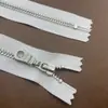 Zíper Ykk em Estoque Não. 5 Zíper Metálico Dourado Branco Brilhante Fechado, Três Opções de Cursor, 15-30cm Em Estoque
