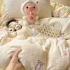 Ins fresh simples puro algodão conjunto de cama de quatro peças classe A qualidade mãe e bebê sono nu desenho animado dormitório capa de edredom individual saia de cama de estudante conjunto de três peças