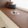 Almofada de couro para bay window, tapete vintage para peitoril de janela, adequado para todas as estações, com um toque de luxo leve e de alta qualidade, uma ferramenta mágica para renovação de bay window de quarto e varanda