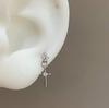 Pendientes Sencillos de Cuatro Puntas Estrella Dulces y Frescos Estilo Ins Nicho Sexo Frío Estilo Pendientes de Lujo Ligero Versátiles