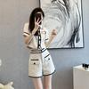 Conjunto de Duas Peças Moda Verão Feminino Estilo Fragrante Pequeno Leve Mature Malha Shorts