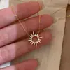Collar de Girasol Estrella Estilo Europeo para Mujer Moda de Alta Gama Exquisito Collar Clavícula Nicho Lujo Ligero Gargantilla Simple