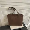 Bolso Grande de Moda Versátil de Gran Capacidad para Mujer 2025 Versión Coreana Nuevo Bolso Tote Moderno y Elegante Textura Bolso de Hombro Único