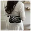 Bolsa de axila muito estilosa e simples para mulheres, nova bolsa de ombro fashion de bolinhas 2026, bolsa de mão com laço para o dia a dia