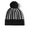 Gorro de Cachemira al por mayor Otoño Invierno para Mujer Bloque de Color Espiga con Pompón Gorro de Lana Cobertura Versátil para la Cabeza