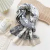 Bufanda de Punto Navideña para Mujer Otoño e Invierno 2024 Nueva Estilo K Doble Cara Engrosada Versátil Linda Copo de Nieve Regalo para Estudiante Tendencia