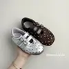 Zapatos para Niña 2026 Primavera/Otoño Estilo Coreano Lunares de Moda Mary Janes Zapatos de una Sola Hebilla Niños Sin Cordones Suela Suave Zapatos Casuales para Bebé