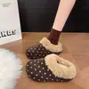 2026 Pantuflas de Algodón Cálido Perezosas Nuevas Retro Lunares Pantuflas de Piel Suela Plana Otoño Invierno Punta Cerrada Medias Pantuflas Más Terciopelo