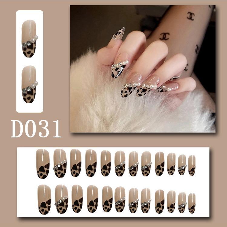 D031