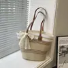 Bolsa de Palha Trançada de Verão Novo Estilo Transfronteiriça para Mulheres, Bolsa de Ombro Tote de Grande Capacidade, Bolsa Texturizada para o Dia a Dia/Praia