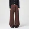 Calça jeans vintage americana plissada e desgastada para homens, solta e casual, com uma silhueta clássica "old money" e um toque de luxo, moderna
