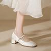 Zapatos retro de tacón grueso de una sola capa para mujer, combinables con todo, nuevos zapatos de cuero de tacón medio y punta cuadrada elegantes para primavera 2024.