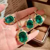Collar colgante vintage italiano bicolor dorado verde Paraiba, pendientes europeos y americanos de alta resistencia con incrustaciones de diamantes y anillo de piedras preciosas para mujer