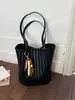 Bolsa feminina de palha trançada vintage, nova bolsa tote coreana outono e inverno 2025, bolsa de ombro simples de grande capacidade para o dia a dia