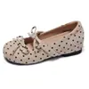 Nuevos zapatos de otoño e invierno para mujer que aumentan la altura con lazo y lunares 3 cm 2026 estilo suave zapatos de ballet estilo francés