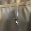 Pingente Raio Corrente Osso de Cobra Colar Masculino Estilo Hip-Hop Americano Corrente da Clavícula para Meninos Design de Nicho Joias de Alto Padrão
