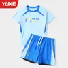 2026 Nuevo Traje de Baño Infantil para Niños de Dos Piezas con Mangas Cortas Protección Solar para Niños Mayores Traje de Baño Profesional de Secado Rápido